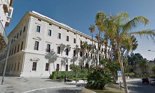 Palacio de la Aduana, Málaga (Fuente: Google Maps)