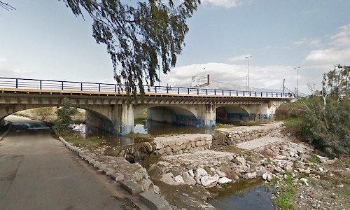Puente río Guadaiza, Marbella (Fuente: Google Maps)